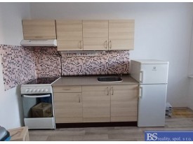Pronájem bytu 1+1 v ulici Rozcestí