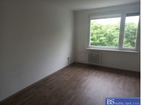 Pronájem bytu 2+1 na Skřivánku